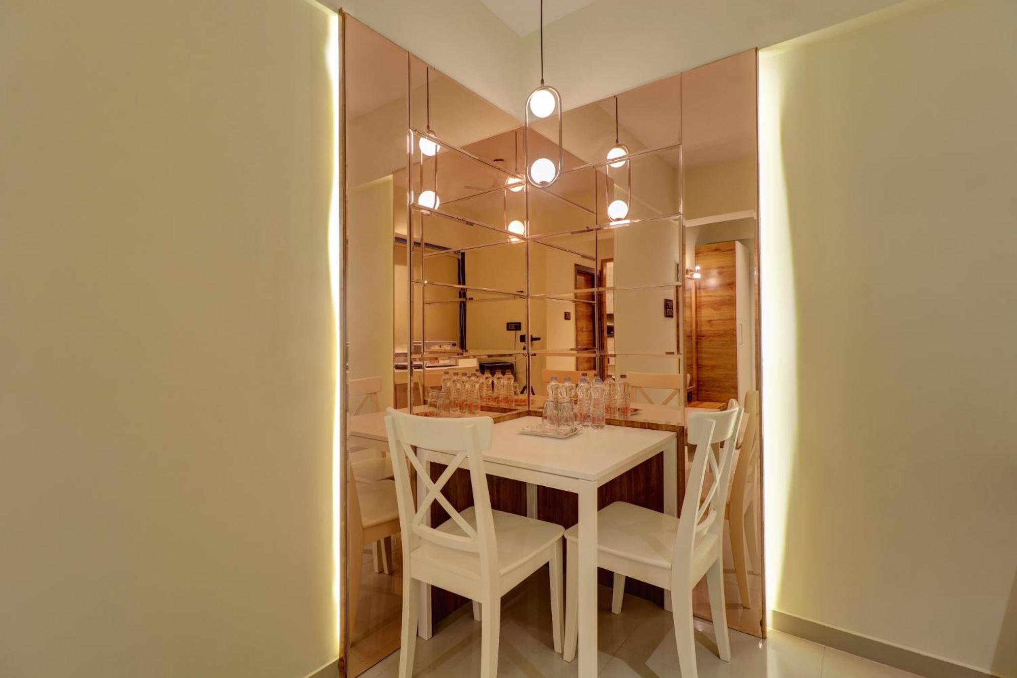 Home2 Studio Apartments Mumbai Bagian luar foto